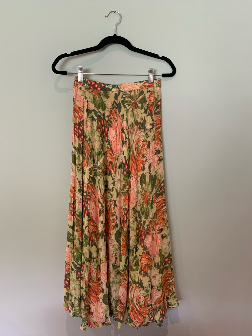 Source Unknown Revers Floral Maxi  Skirt in Pink/green and in Orange/Cream Dots